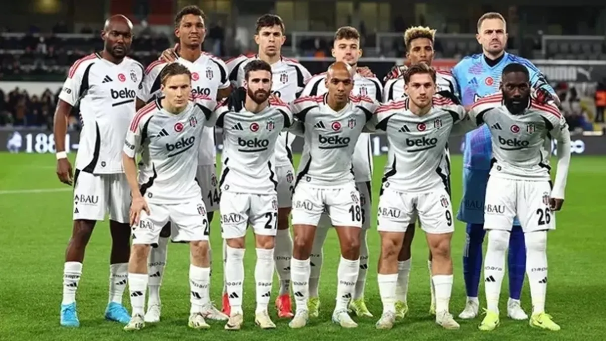 Son dakika: Beşiktaş, Fenerbahçe derbisine odaklandı! Hedef kayıpsız gitmek Son dakika: Beşiktaş, Fenerbahçe derbisine odaklandı! Hedef kayıpsız gitmek