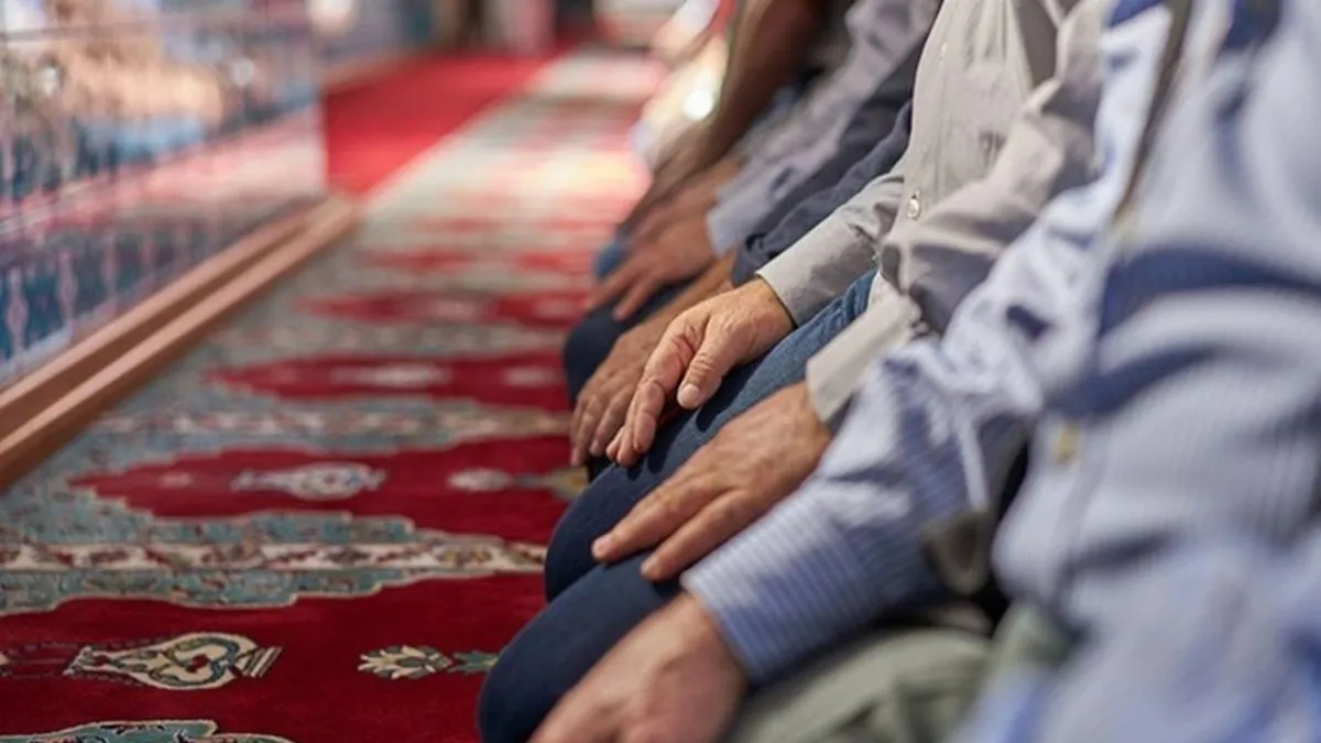 AREFE GÜNÜ DUALARI VE İBADETLERİ 2026: Arefe günü okunacak dualar ve kılınacak namazlar nelerdir?