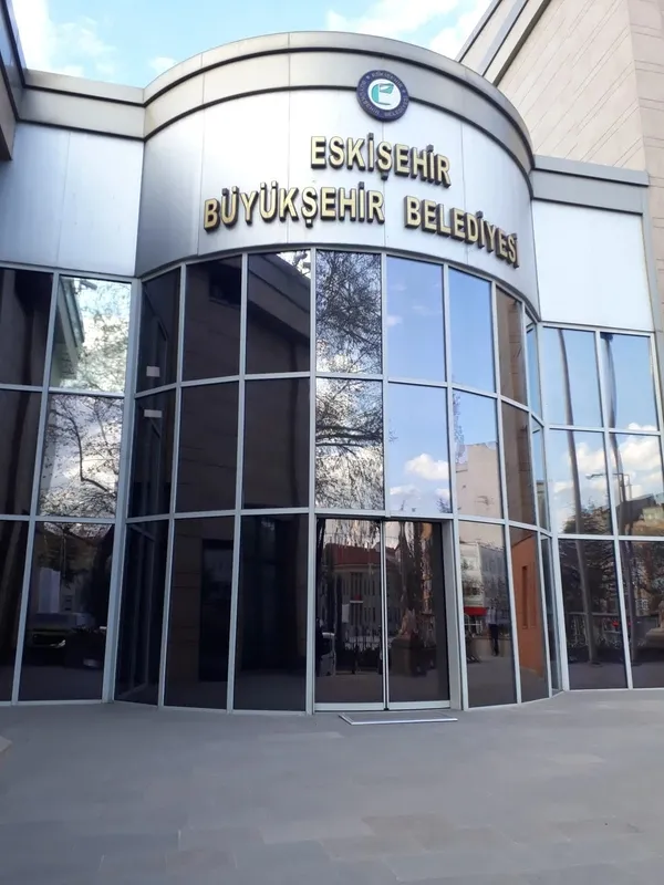 eskisehirde-tarife-skandalinda-baskana-sorusturma-izni-verildi-suya-gizli-zam-skandalinda-sorusturma-izni-cikt-1791528672837.jpg