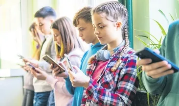 Sanal iletişim artıyor gençler yalnızlaşıyor