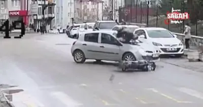Bolu’da motosikletin otomobile çarpma anı güvenlik kamerasında | Video