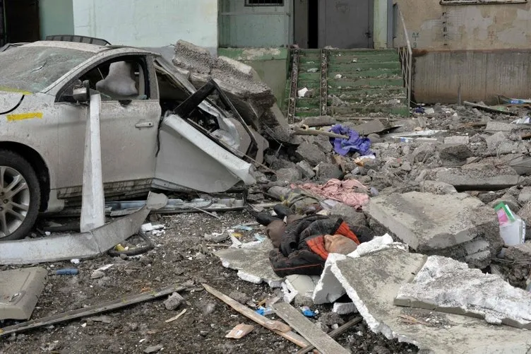 SON DAKİKA: Rusya Ukrayna savaşında sıcak çatışma! Ukrayna öldürdüğü Rus askerlerinin görüntülerini paylaştı; Ateşkesten ilk görüntüler