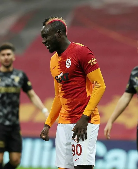 Galatasaray’da flaş ayrılık kararı! Sözleşmesi feshedilecek