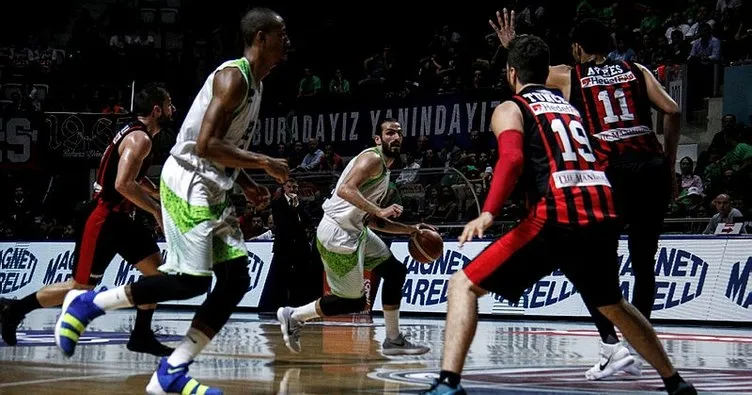 Tofaş, Eskişehir Basket’i farklı yendi, seride öne geçti