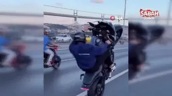 Motosikletlinin köprü üzerindeki tehlikeli hareketleri kamerada