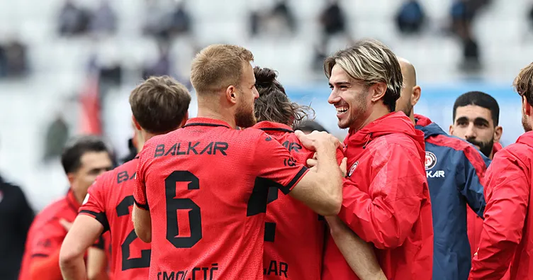 Çorum FK, Erzurumspor’u 3 golle geçti!