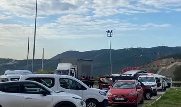 İzmir'de otomobilde dehşet: Genç kadını öldürüp intihara kalkıştı! #izmir