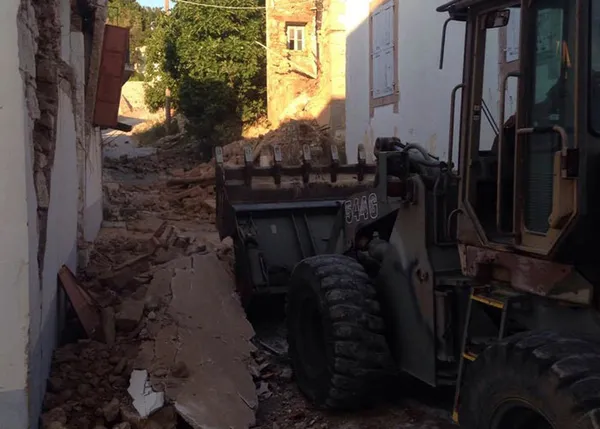 Ege'deki deprem sonrası köyler boşaltılıyor-1