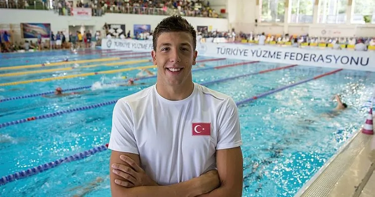 Milli yüzücü Emre Sakçı, Avrupa Kısa Kulvar Şampiyonası 50 metre kurbağalamada gümüş madalya aldı