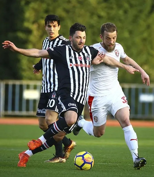 Tolgay Arslan isyan etti: ’Artık Fenerbahçe’de oynamak istiyorum’