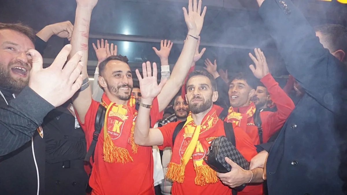 Kayserispor Fenerbahçe maçı sonra...                    </div>

                    <div class=