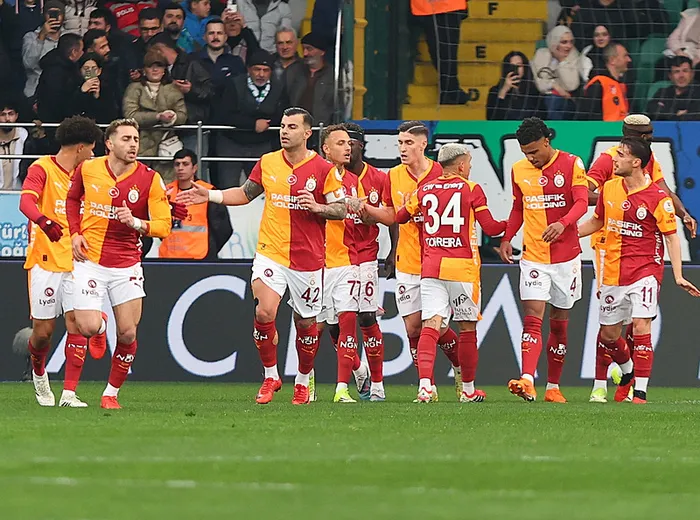 galatasaray-rizede-yildizlariyla-guldu-1770565644012.jpeg