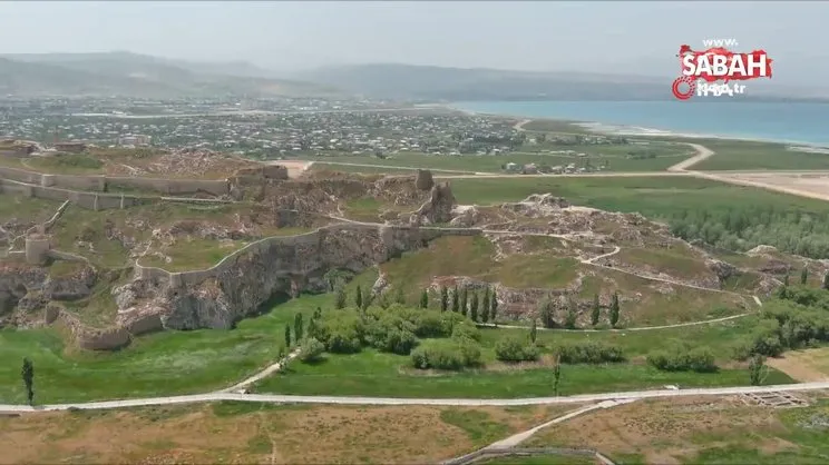 Tarihi Van Kalesi'nin gökyüzünden görüntüsü Çin Seddi'ni andırıyor | Video