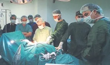 SDÜ’de uygulamalı cerrahi kursu