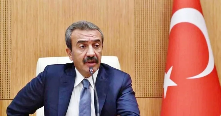 Üç başkandan istifa açıklaması