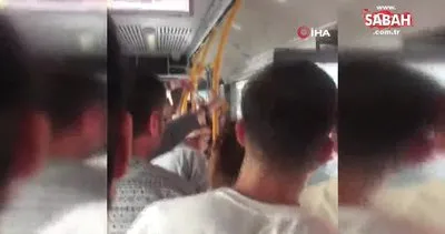 İETT şoförü seyir halindeyken telefonla konuştu, yolcular tepki gösterince hakaretler savurdu | Video