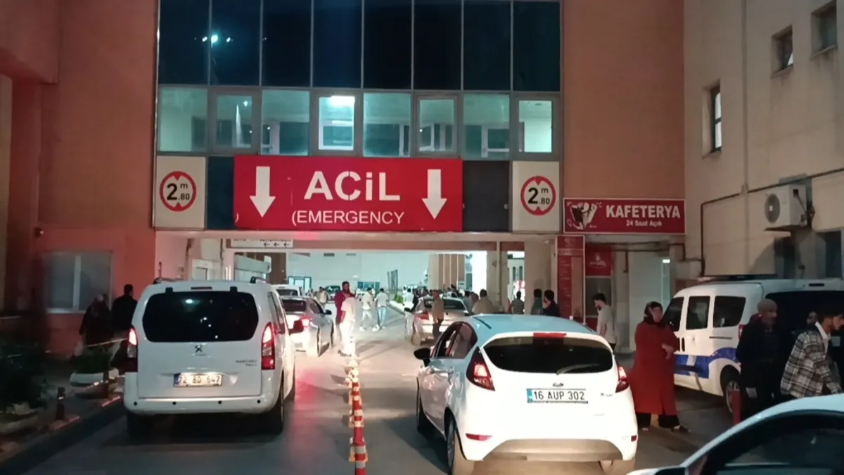 Batman’da sanal medya dehşeti: Tartışma silahlı kavgaya döndü! 1 ölü, 1 yaralı Batman’da sanal medya dehşeti: Tartışma silahlı kavgaya döndü! 1 ölü, 1 yaralı