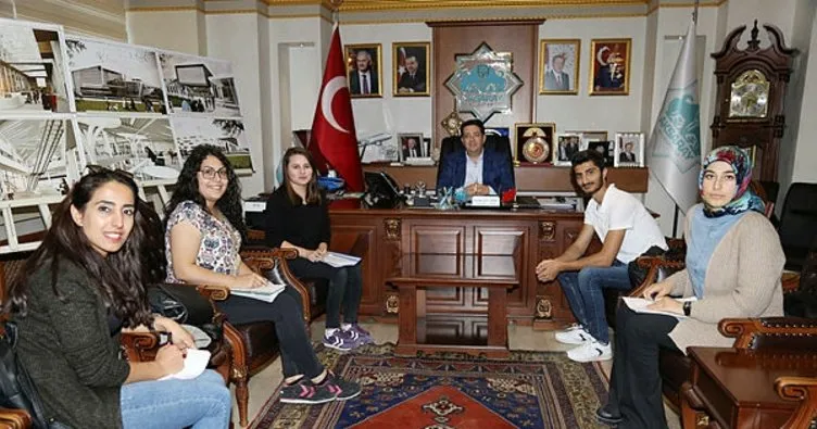 ASÜ öğrencileri Başkan Yazgı ile görüştü