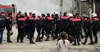 Sakarya’da 1 kişinin öldüğü kavga sonrası 2 evde çıkan yangına polis TOMA ile müdahale etti