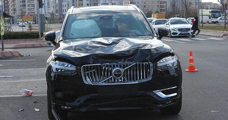 Kayserispor Başkanı Ali Çamlı trafik kazası geçirdi