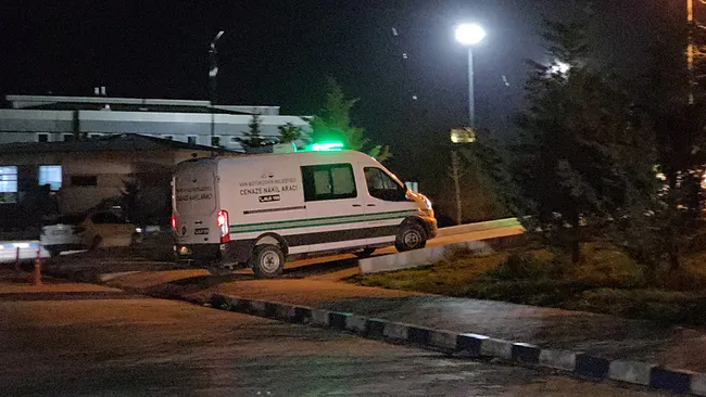 sokak-kopeklerinin-saldirdigi-5-yasindaki-cocuk-hayatini-kaybetti-1777486410618.jpeg