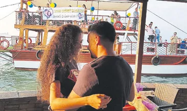 Evlilik teklifi için pankart açtırdı