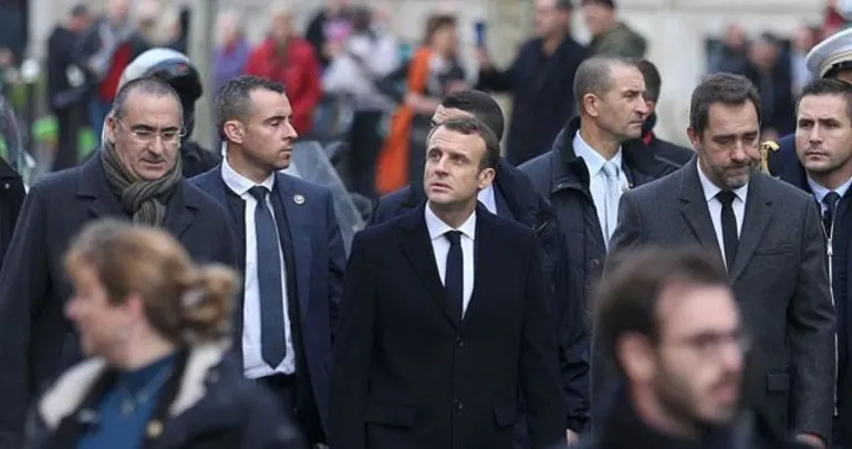 Macron geri adım attı