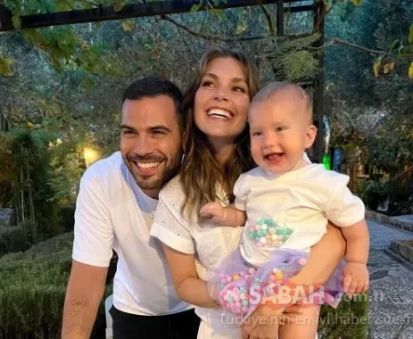 Aslı Enver minik kızı Elay’ın yemek yerken sevimli anlarını paylaştı! Aslı Enver: Sıra var!