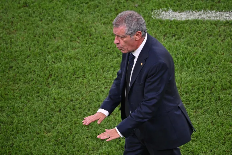 Son dakika Beşiktaş haberi: Fernando Santos’un ilk transferi belli oldu! Bayern Münih 35 milyon Euro, PSG 15 milyon Euro ödemişti...