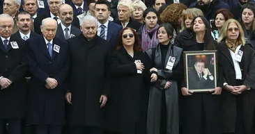 Emekli Büyükelçi Bölükbaşı’na TBMM’de tören düzenlendi! Acılı kızının yürek burkan anlarıı