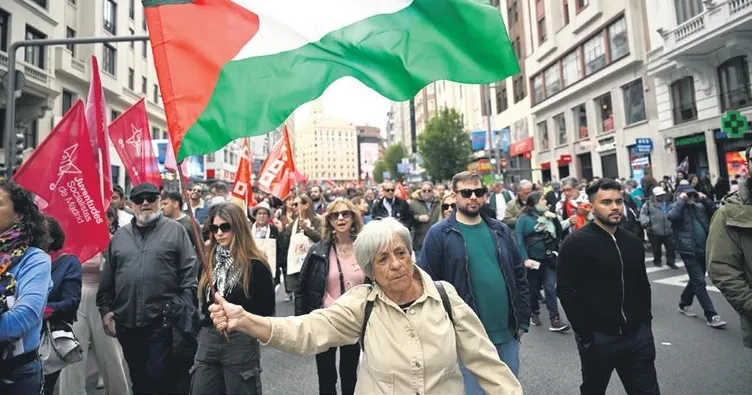 Dünyada 1 Mayıs coşkusu