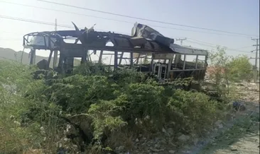 Pakistan’da vahşet: Çocukları taşıyan otobüs havaya uçuruldu