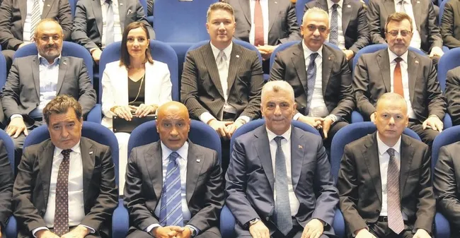 agustos-ihracatinda-uc-rekor-1788459782287.jpeg