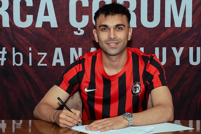 Süper Lig'de transfer rüzgarı! İşte resmen açıklanan tüm imzalar (2026-2027)