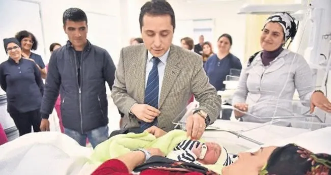 Şehir hastanesinde ilk bebek heyecanı