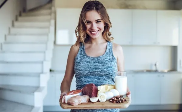 Bu besinlerin mutluluk verdiği kanıtlandı! İşte serotonin ve dopamin deposu besinler...