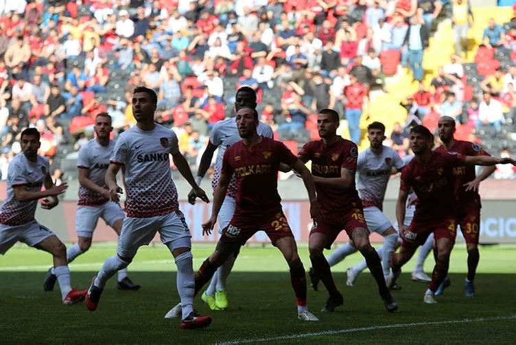 Son dakika: Gaziantep FK - Göztepe maçında tarihe geçen anlar! Penaltıyı bilerek kaçırdı...