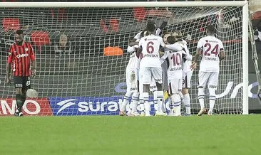 Son dakika! Trabzonspor ikinci yarıda bulduğu gollerle Gaziantep’i yıktı! Fırtına 3 puanı 3 golle aldı…
