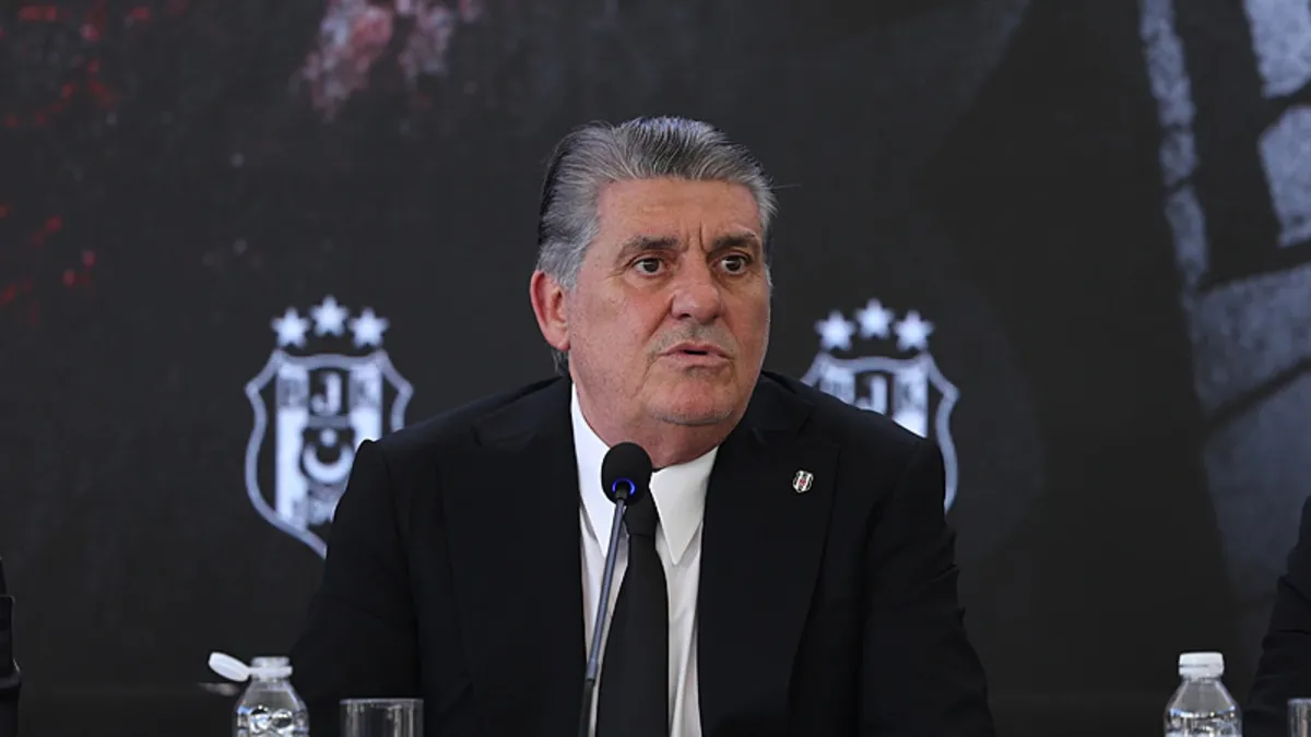 Serdal Adalı: “Sezon boyunca yarışan, kazanan bir Beşiktaş inşa edeceğiz” Serdal Adalı: “Sezon boyunca yarışan, kazanan bir Beşiktaş inşa edeceğiz”