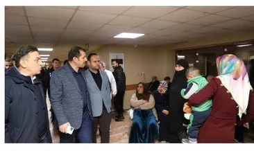 Şanlıurfa Valisi Salih Ayhan, depremzedeleri hastanede ziyaret etti