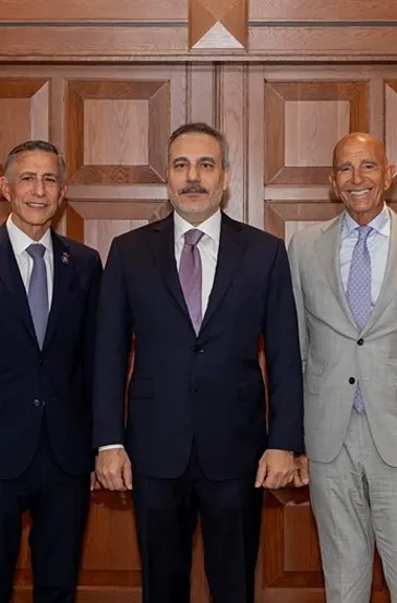 Fidan’dan diplomasi trafiği