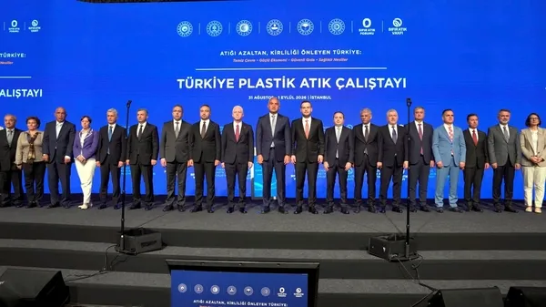 bakan-ersoy-plastik-atik-miktarinin-ise-353-milyon-tona-ulasti-artik-zaman-kaybetme-luksumuz-yok-1788176330804.jpg