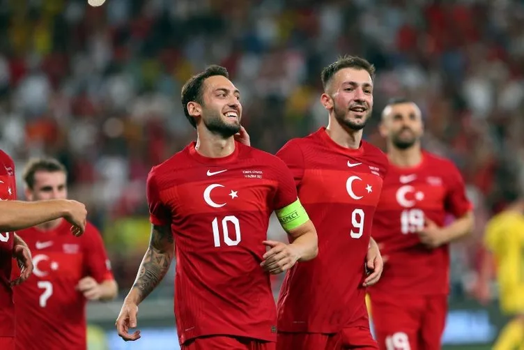 Hakan Çalhanoğlu Galatasaray hayalini açıkladı! Fatih Terim için bomba itiraf, Arda Güler’e övgü dolu sözler…