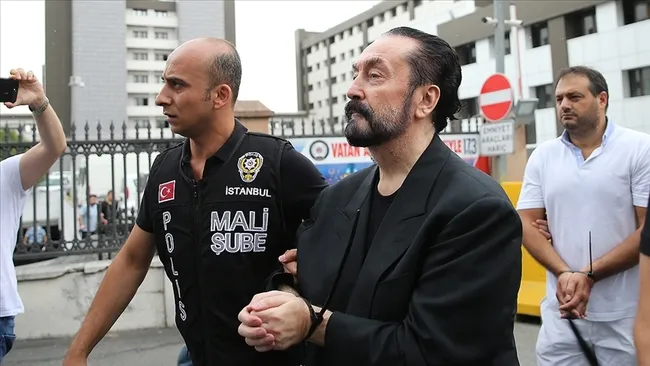 son-dakika-adnan-oktarin-trollerine-operasyon-450-sosyal-medya-hesabi-engellendi-1764353090368.jpg SON DAKİKA | Adnan Oktar'ın trollerine operasyon! 450 sosyal medya hesabı engellendi