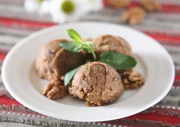 Lokum gibi tahinli irmik helvası: En kolay tarif