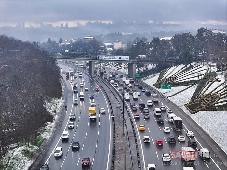 SON DAKİKA: İSTANBUL’DA YARIN OKULLAR TATİL Mİ? İstanbul Valisi Davut Gül’den 12 Şubat için açıklama geldi