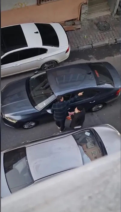Bağcılar’da ters yöne girdi ’polisim’ diyerek tehdit etti