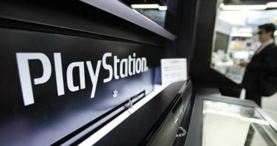 playstation 5 in oyun kolu dualsense
