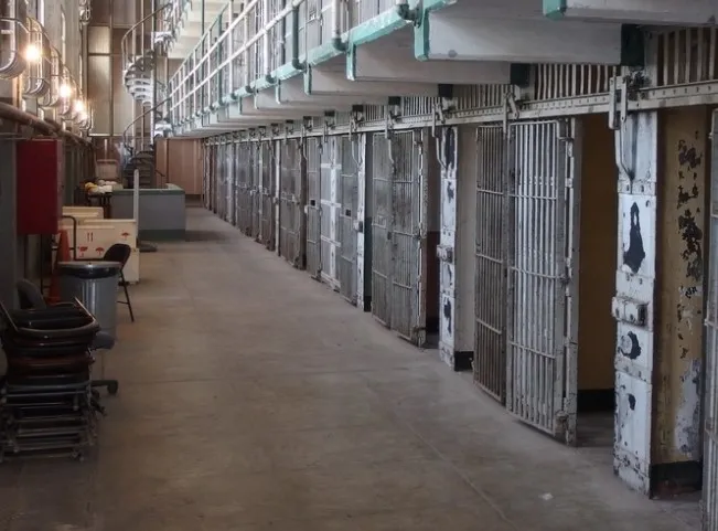 Dünyanın en ünlü hapishanesi Alcatraz’ın gizemi: Ellerinde yalnızca çatal ve kaşık vardı