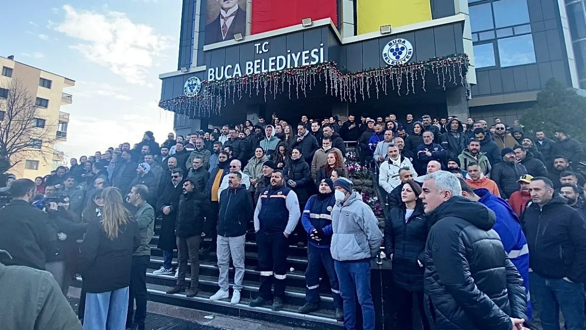 Maaşlar yattı yeni yıla saatler kala eylem bitti Maaşlar yattı yeni yıla saatler kala eylem bitti